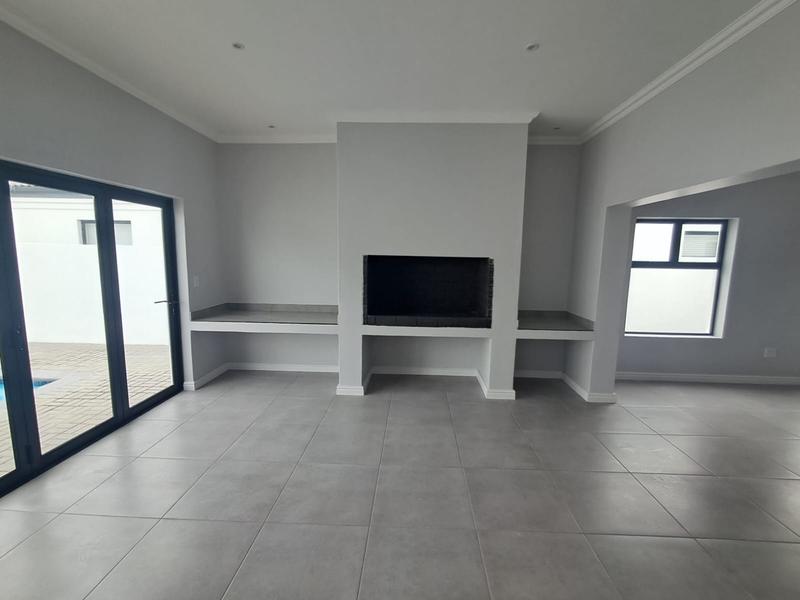 3 Bedroom Property for Sale in Shelley Point Western Cape